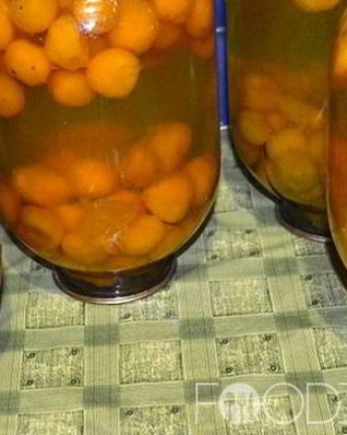 Компот из алычи