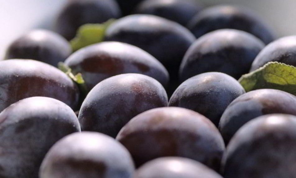 Рецепт компота из чернослива на зиму