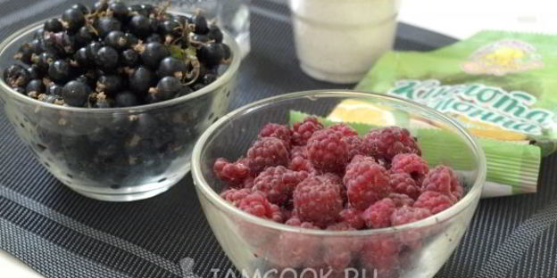 компот из малины и смородины