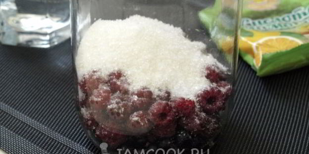 компот из малины и смородины