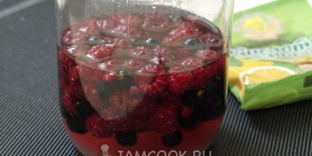 компот из малины и смородины