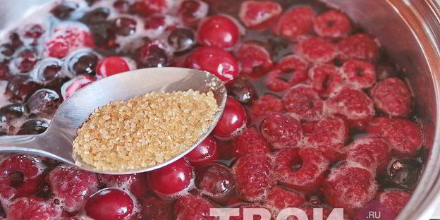 компот из ягод