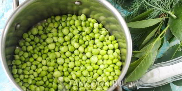 консервированные огурцы с зеленым горошком на зиму