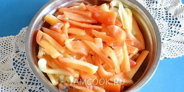 лечо из болгарского перца с томатной пастой