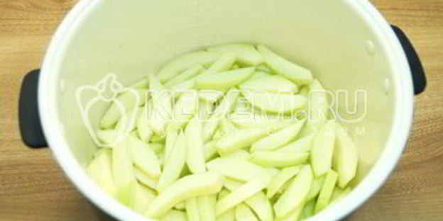 лечо из кабачков в мультиварке