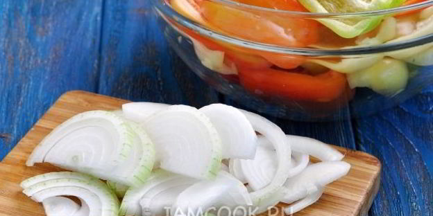 лечо с луком на зиму