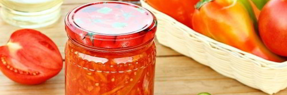 Лечо с помидорами, перцем и морковью