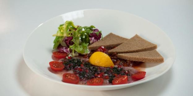 пятиминутка из белого амура с лечо