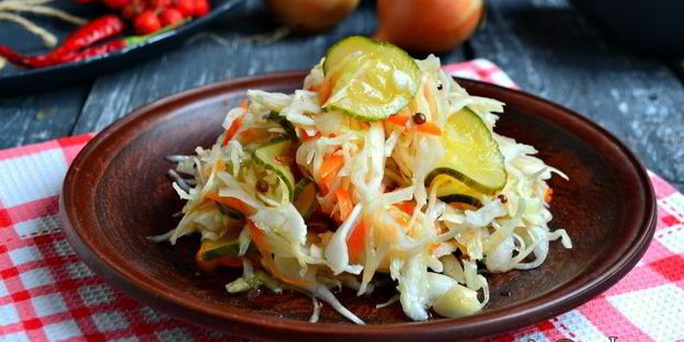 капуста маринованная с огурцами