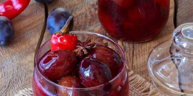 маринованные сливы угорка