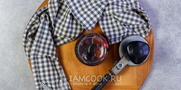 маринованные сливы угорка