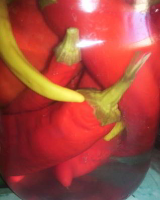 Острый перец маринованный