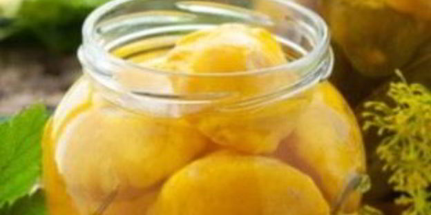 патиссоны, маринованные с перцем