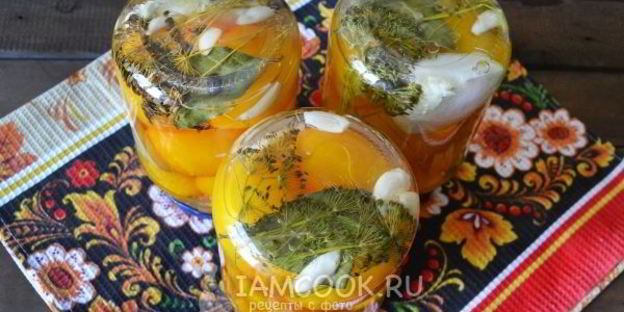 помидоры, маринованные с патиссонами