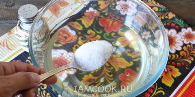 помидоры, маринованные с патиссонами