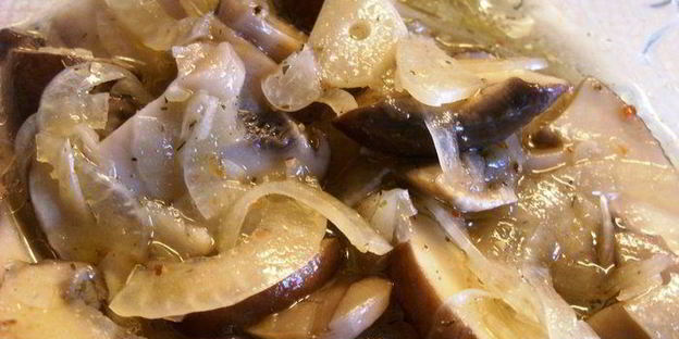 шампиньоны быстромаринованные