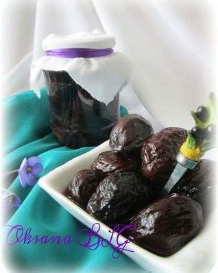 Слива, маринованная к мясу