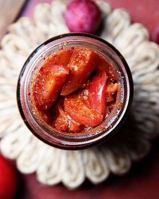 Сливы, маринованные без закатки