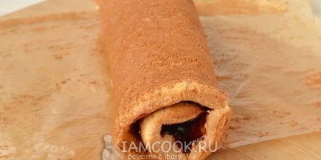 бисквитный рулет с повидлом