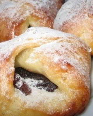 Булочки Подушечки с клубничным повидлом