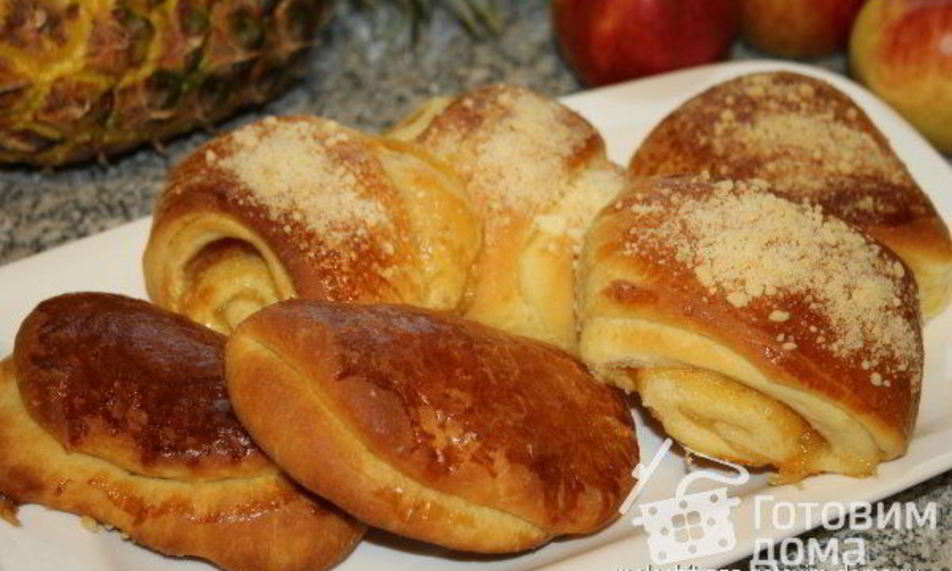 Рецепт дрожжевых рулетиков с яблочным повидлом