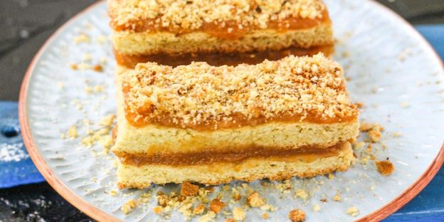 песочная полоска с повидлом