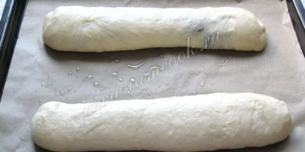 сдобный рулет с повидлом