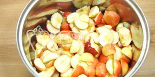 яблочное повидло с малиной