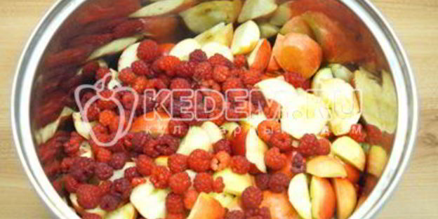 яблочное повидло с малиной