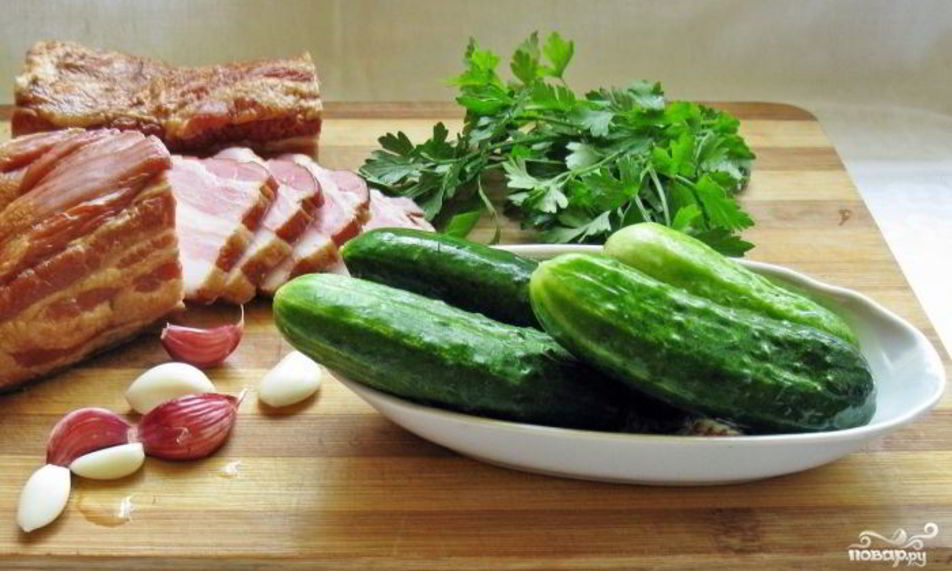 Рецепт быстрых малосольных огурцов за 5 минут