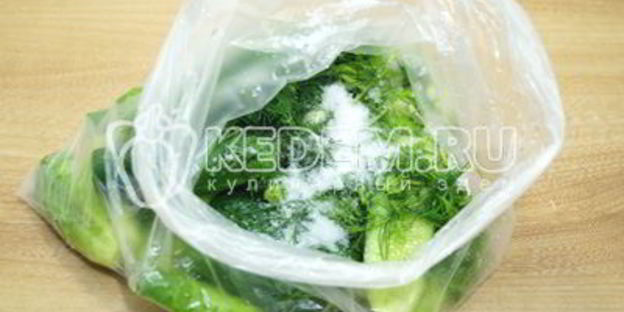 быстрые малосольные огурцы