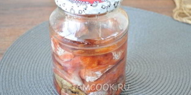 горбуша соленая в банке