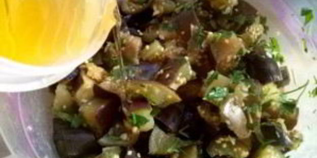 малосольные баклажаны с чесноком