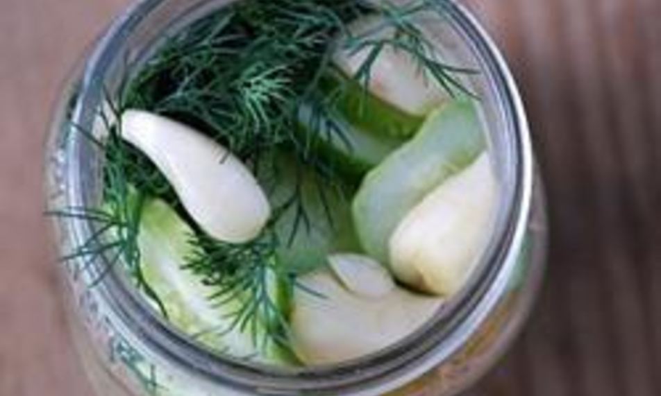 Рецепт малосольных огурцов с минералкой