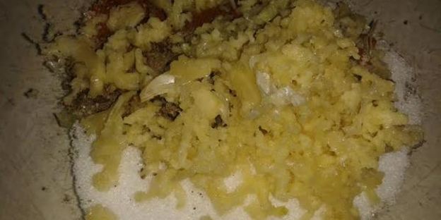 сало в луковой шелухе