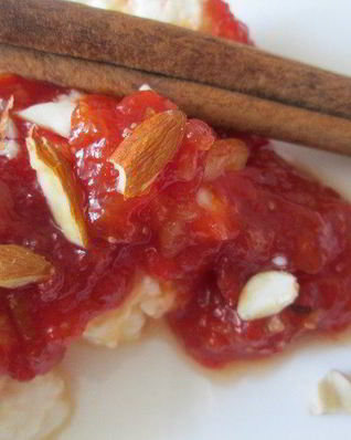 Быстрый конфитюр из помидоров с миндалем