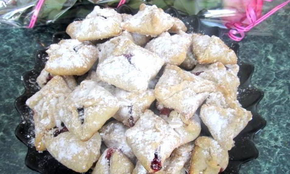 Рецепт конвертиков с вареньем на сметане