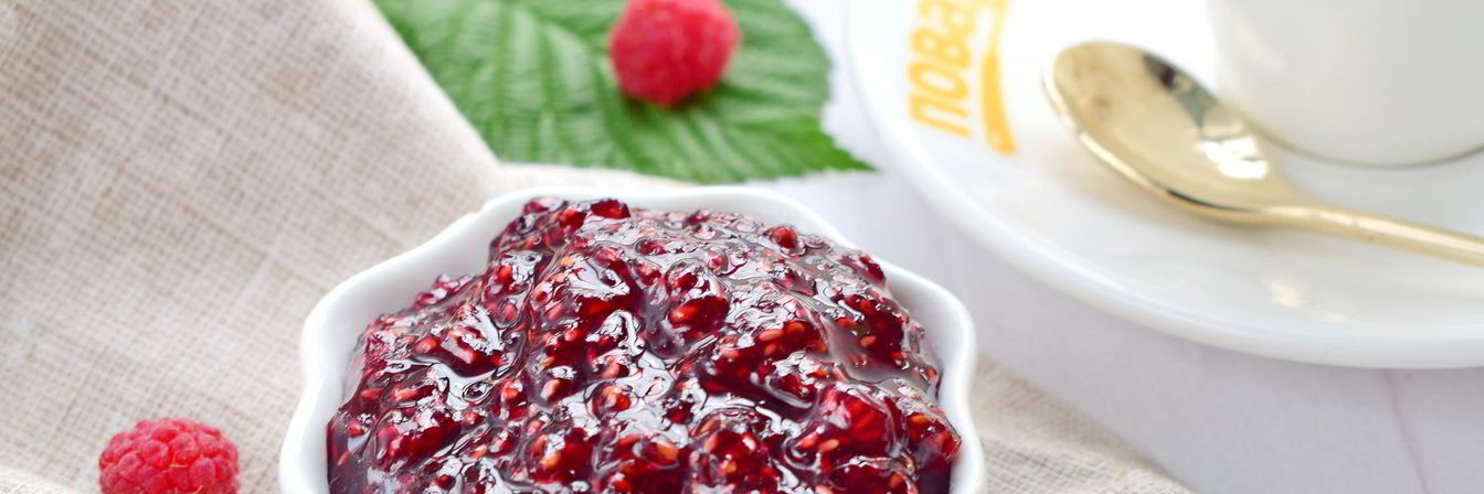 Малиновое варенье густое