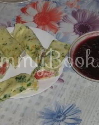 Рулетики с лососем слабого соления с малиновым вареньем