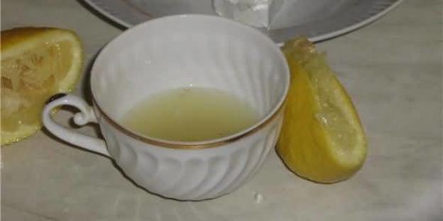 рулетики с лососем слабого соления с малиновым вареньем