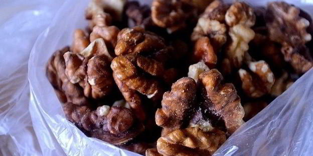 сливовое варенье с орехами по-грузински