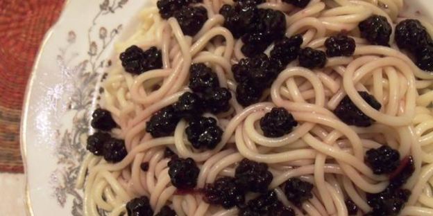 спагетти с вареньем