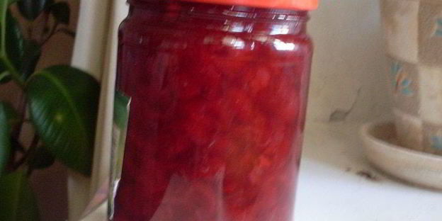 варенье из войлочной вишни с сюрпризом