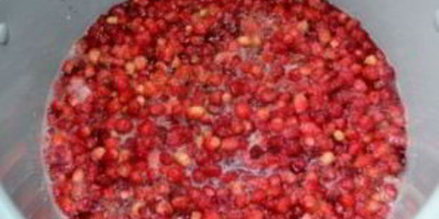 земляничное варенье в мультиварке