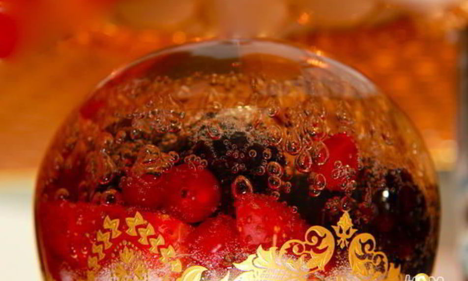 Рецепт ягод в желе из шампанского