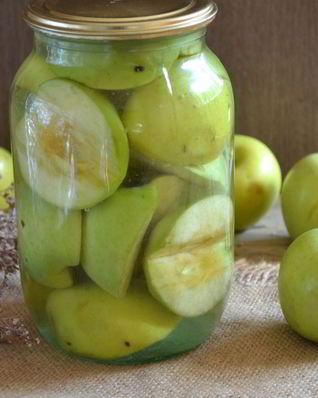 Закатка яблок на зиму