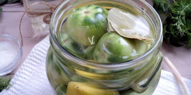 зеленые помидоры на зиму