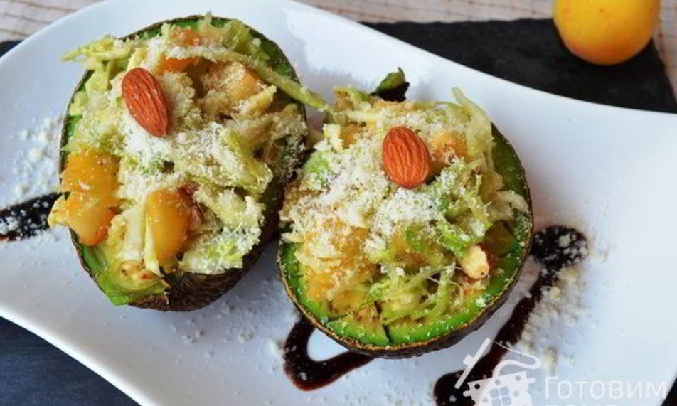 Рецепт авокадо гриль с абрикосово-капустным салатом