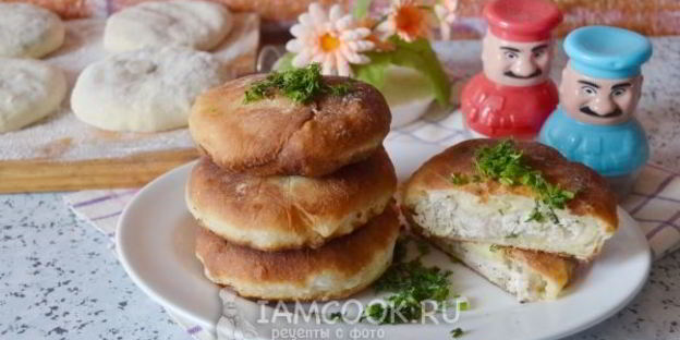 беляши с куриным фаршем