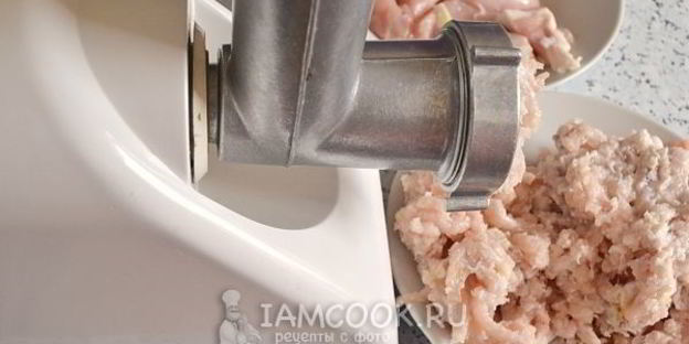 беляши с куриным фаршем